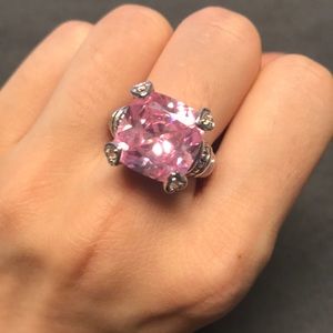 Judith Ripka Canary Crystal and sapphire ring